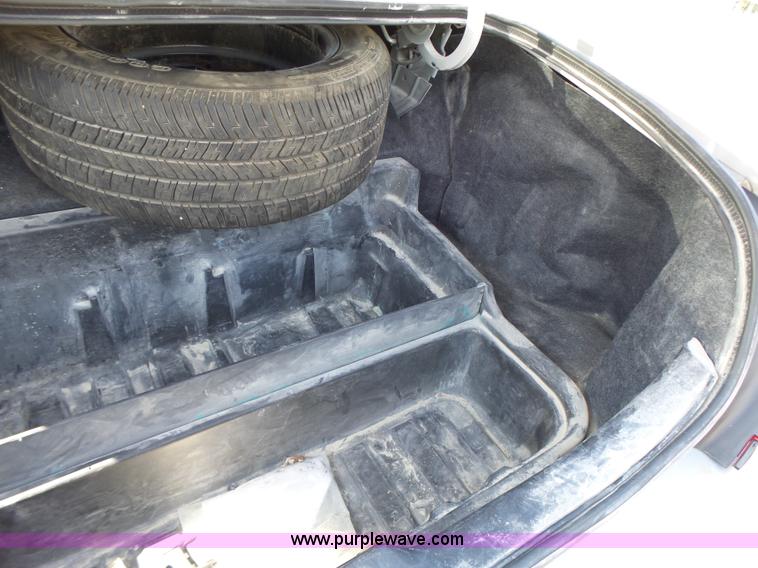 image for item L6164 2011 Ford Crown Victoria Police Interceptor