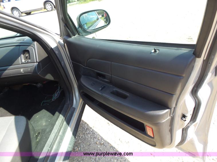 image for item L6165 2010 Ford Crown Victoria Police Interceptor