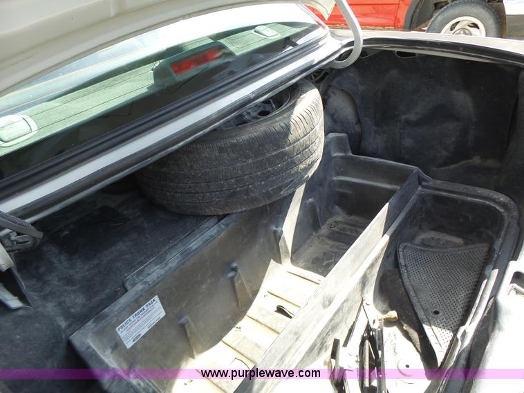 image for item L6165 2010 Ford Crown Victoria Police Interceptor