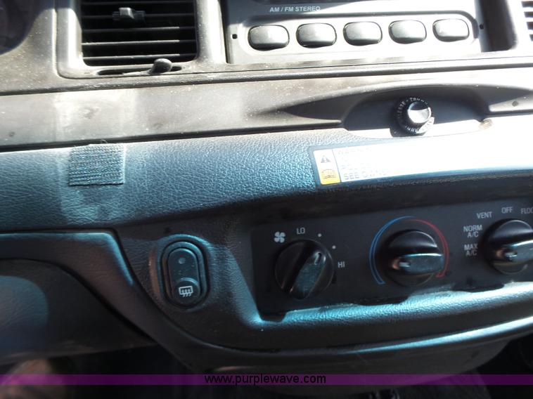 image for item L6165 2010 Ford Crown Victoria Police Interceptor