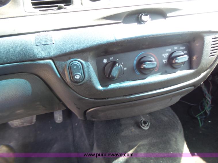 image for item L6165 2010 Ford Crown Victoria Police Interceptor