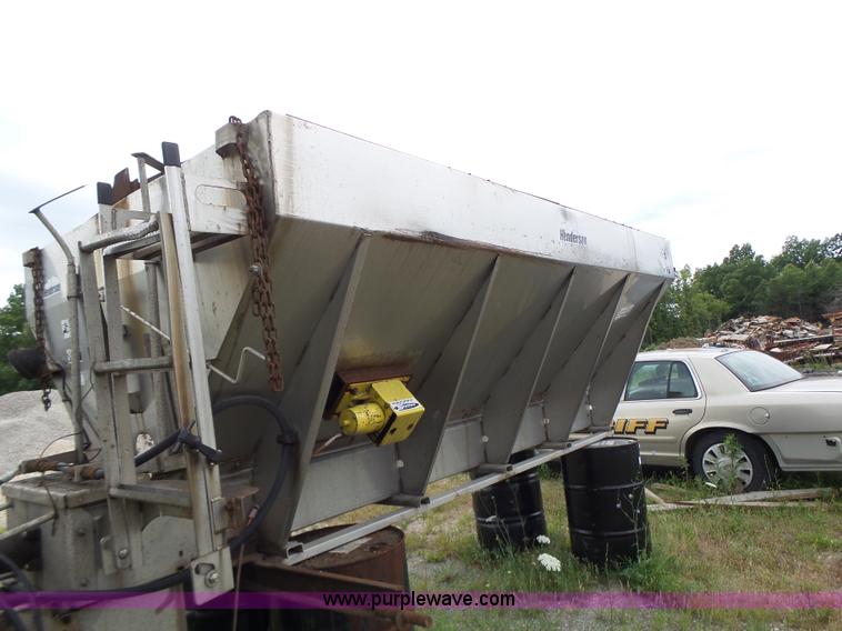 image for item L6167 Henderson stainless steel spreader