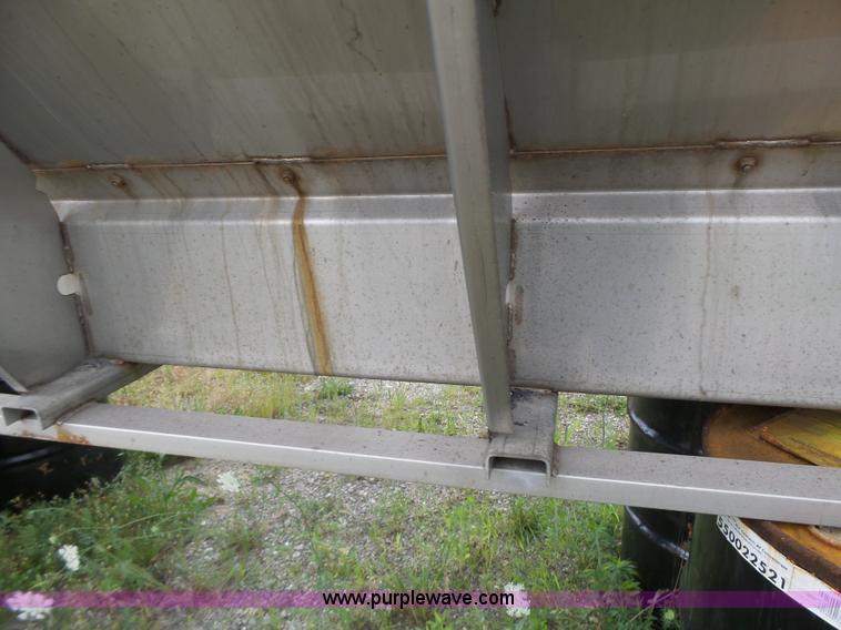 image for item L6167 Henderson stainless steel spreader