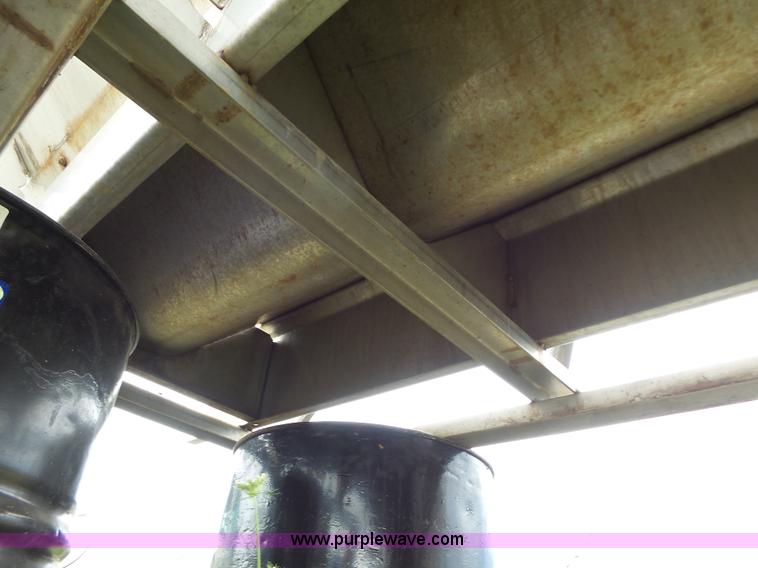 image for item L6167 Henderson stainless steel spreader