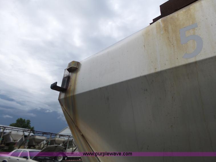 image for item L6167 Henderson stainless steel spreader