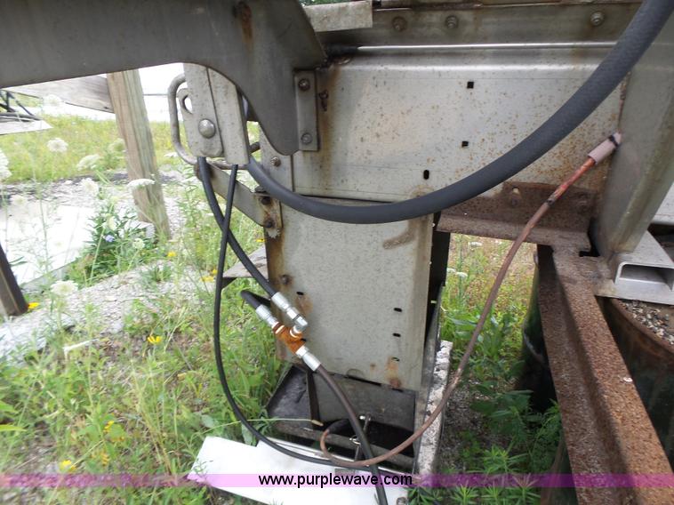 image for item L6167 Henderson stainless steel spreader