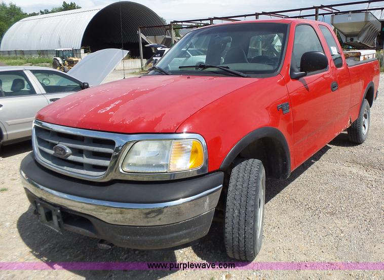 image for item L6169 2003 Ford F150 SuperCab pickup truck