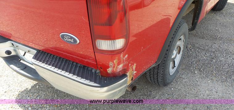 image for item L6169 2003 Ford F150 SuperCab pickup truck