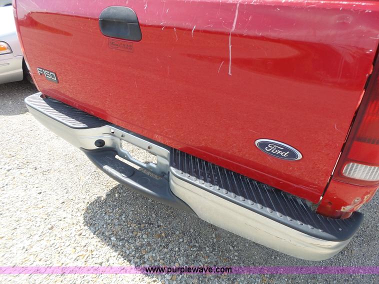 image for item L6169 2003 Ford F150 SuperCab pickup truck