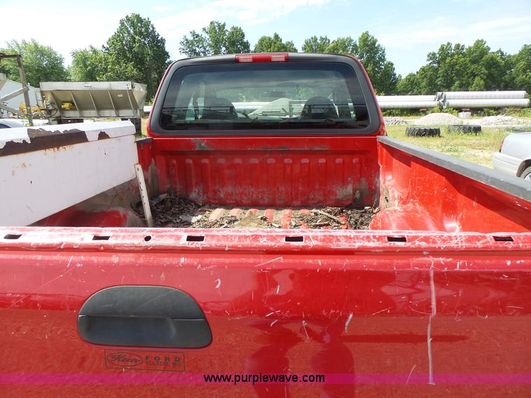 image for item L6169 2003 Ford F150 SuperCab pickup truck