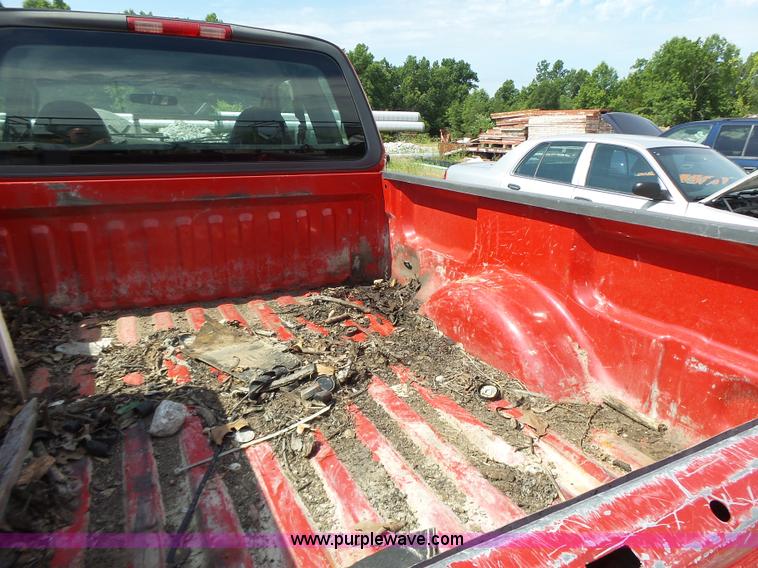 image for item L6169 2003 Ford F150 SuperCab pickup truck