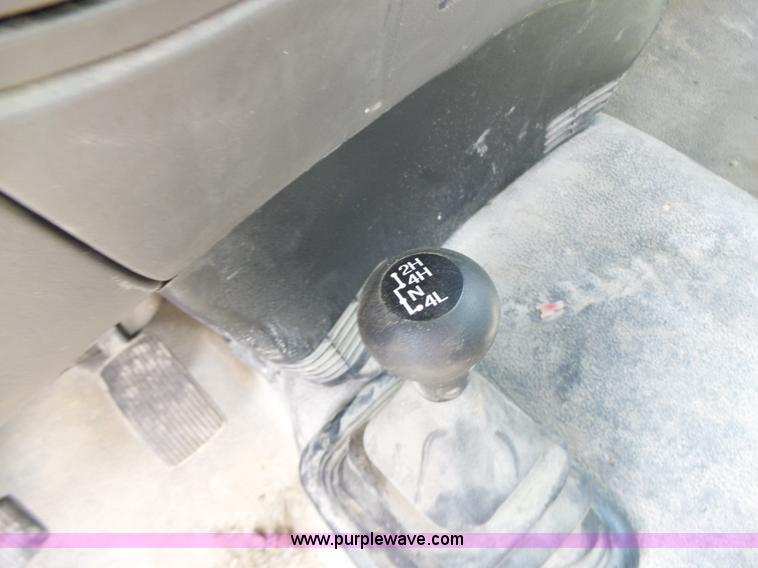 image for item L6169 2003 Ford F150 SuperCab pickup truck