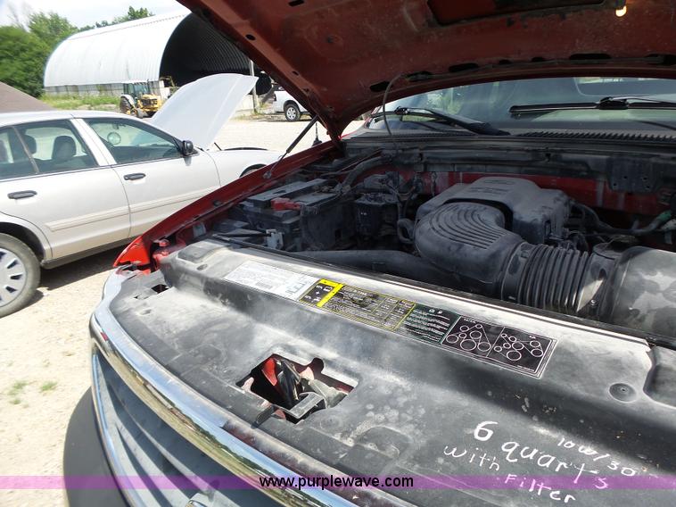 image for item L6169 2003 Ford F150 SuperCab pickup truck