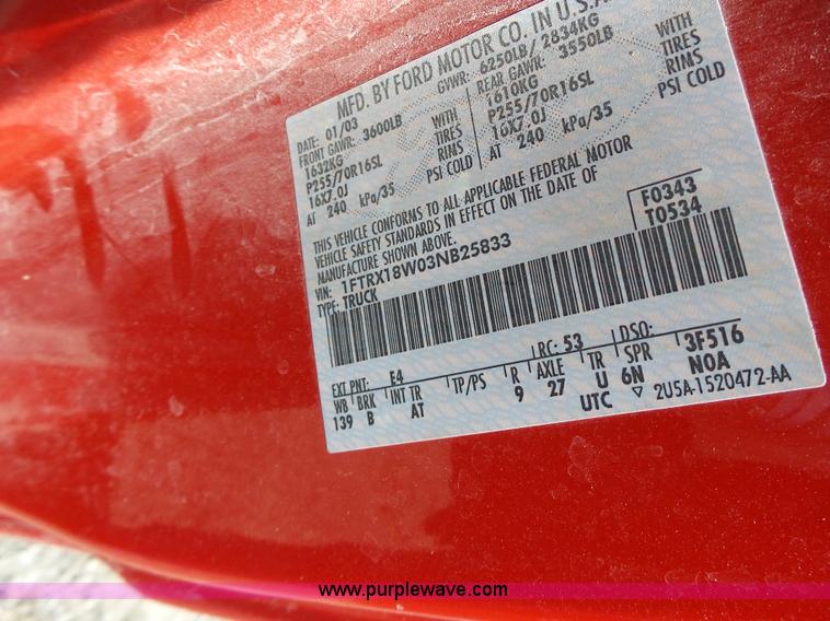 image for item L6169 2003 Ford F150 SuperCab pickup truck