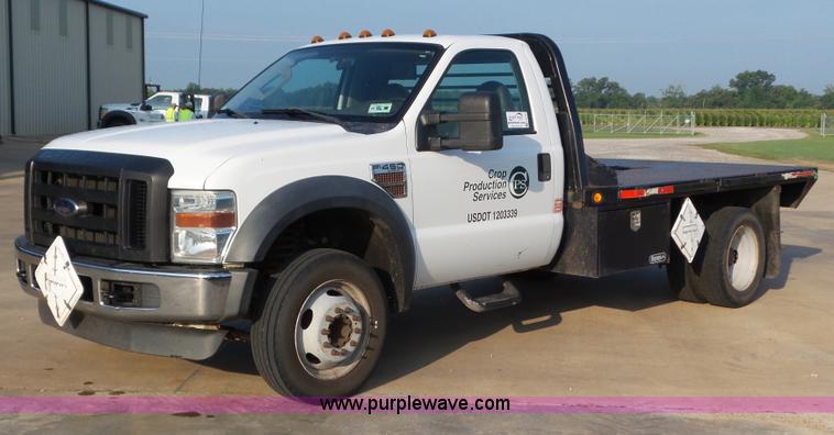image for item L6749 2010 Ford 450 Super Duty flatbed truck