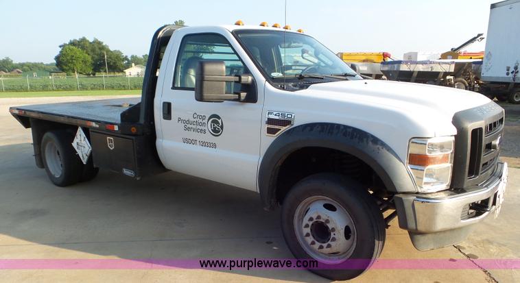 image for item L6749 2010 Ford 450 Super Duty flatbed truck