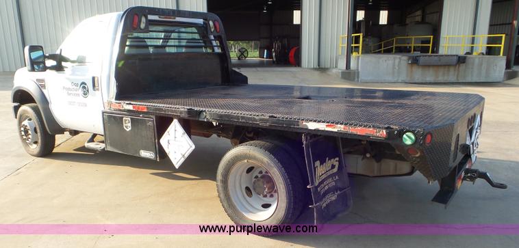 image for item L6749 2010 Ford 450 Super Duty flatbed truck
