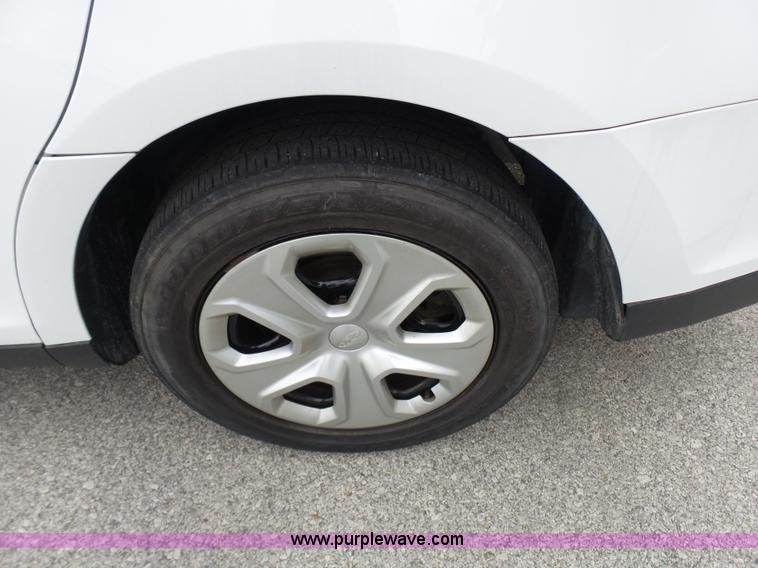 image for item L7040 2013 Ford Taurus Police