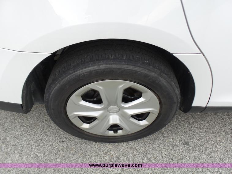 image for item L7040 2013 Ford Taurus Police