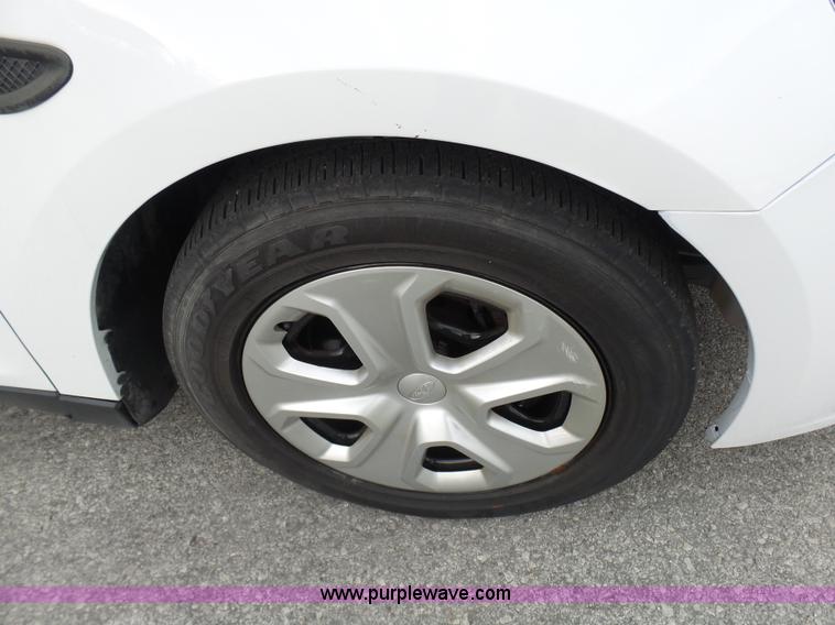 image for item L7040 2013 Ford Taurus Police