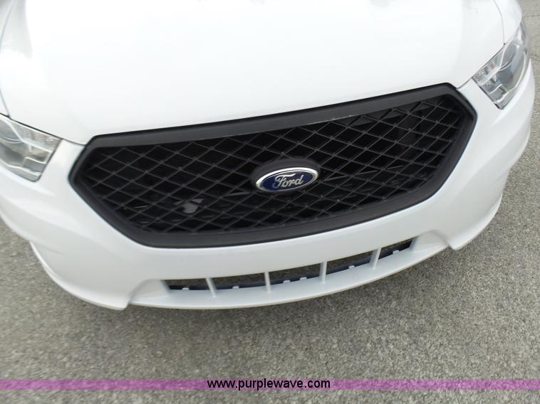 image for item L7040 2013 Ford Taurus Police