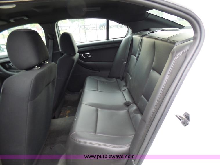 image for item L7040 2013 Ford Taurus Police