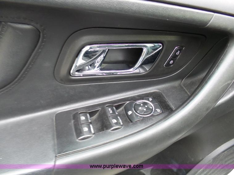 image for item L7040 2013 Ford Taurus Police