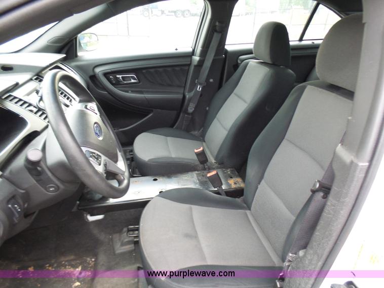 image for item L7040 2013 Ford Taurus Police