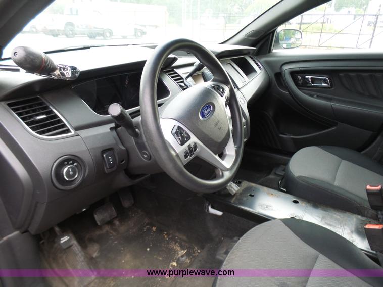 image for item L7040 2013 Ford Taurus Police