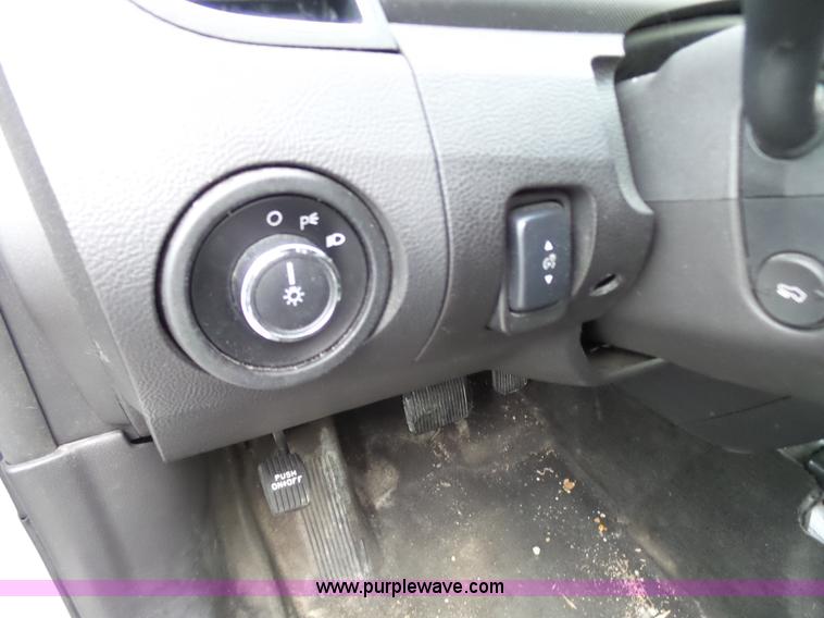 image for item L7040 2013 Ford Taurus Police