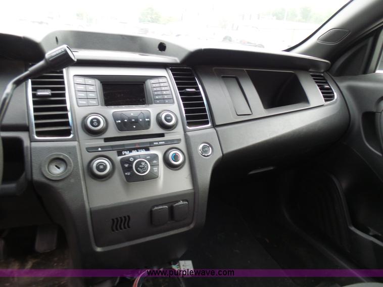 image for item L7040 2013 Ford Taurus Police