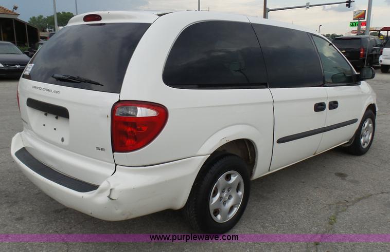 image for item L7041 2003 Dodge Grand Caravan SE