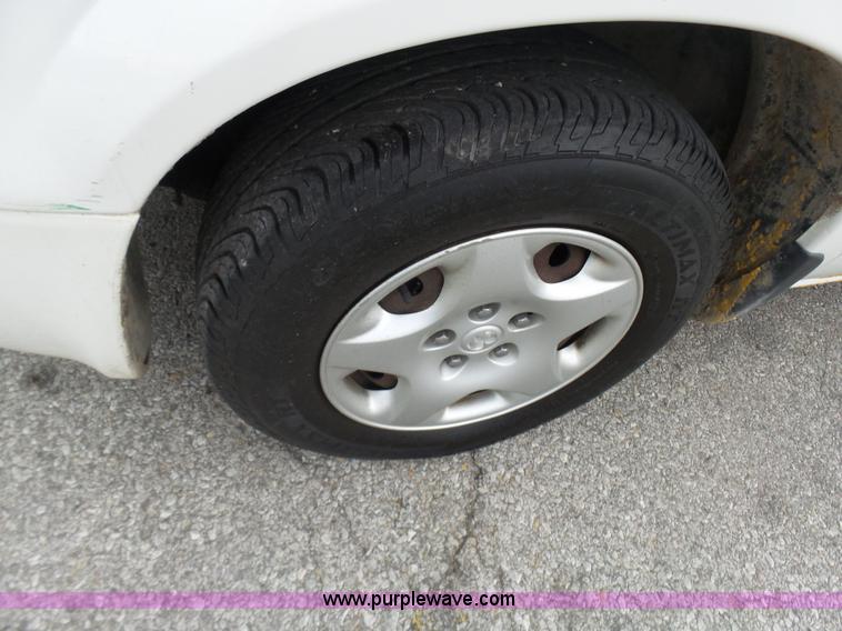 image for item L7041 2003 Dodge Grand Caravan SE