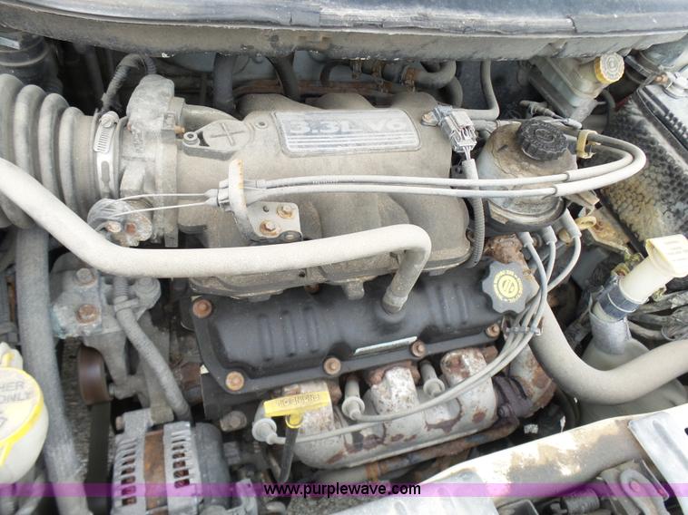 image for item L7041 2003 Dodge Grand Caravan SE