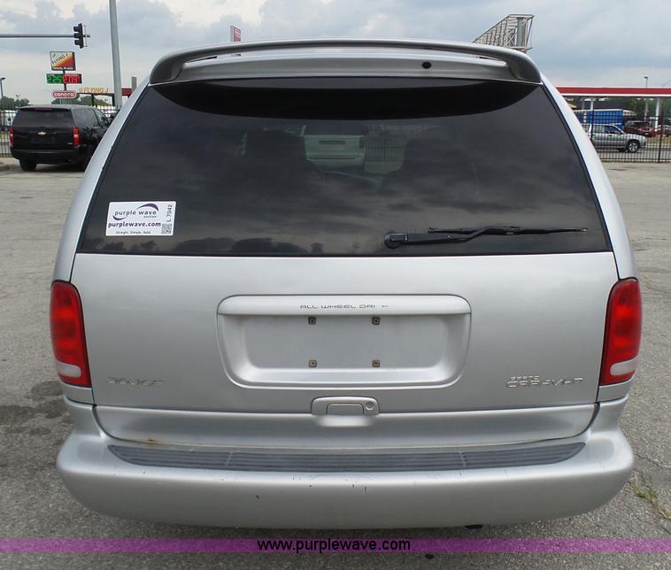 image for item L7042 2000 Dodge Grand Caravan