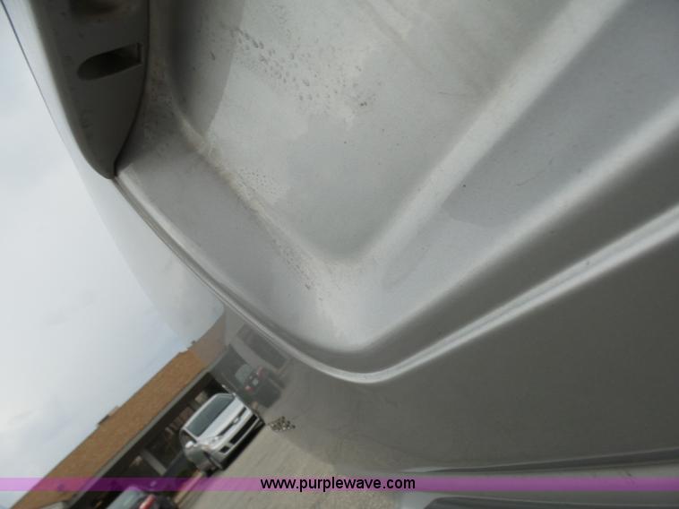 image for item L7042 2000 Dodge Grand Caravan