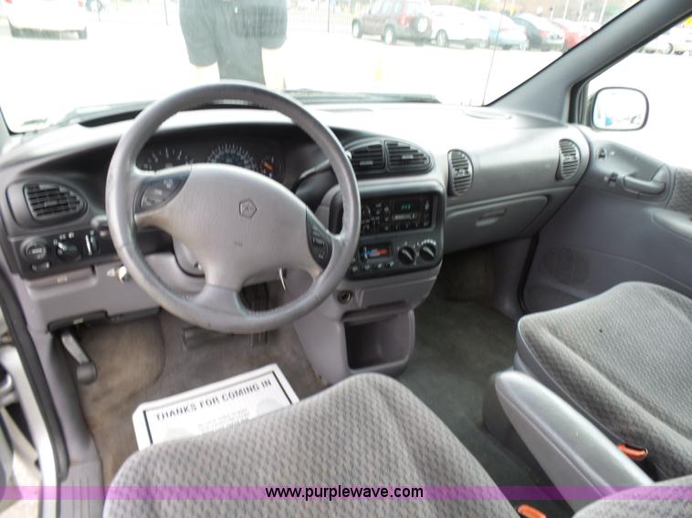 image for item L7042 2000 Dodge Grand Caravan
