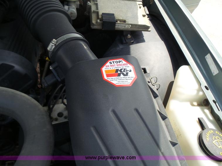 image for item L7047 2005 Ford Crown Victoria Police Interceptor