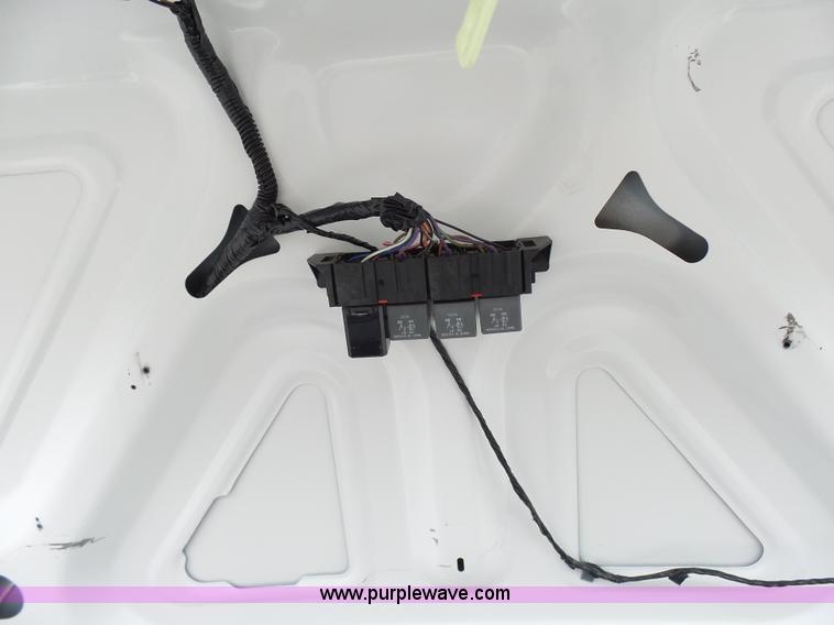 image for item L7049 2007 Ford Crown Victoria Police Interceptor