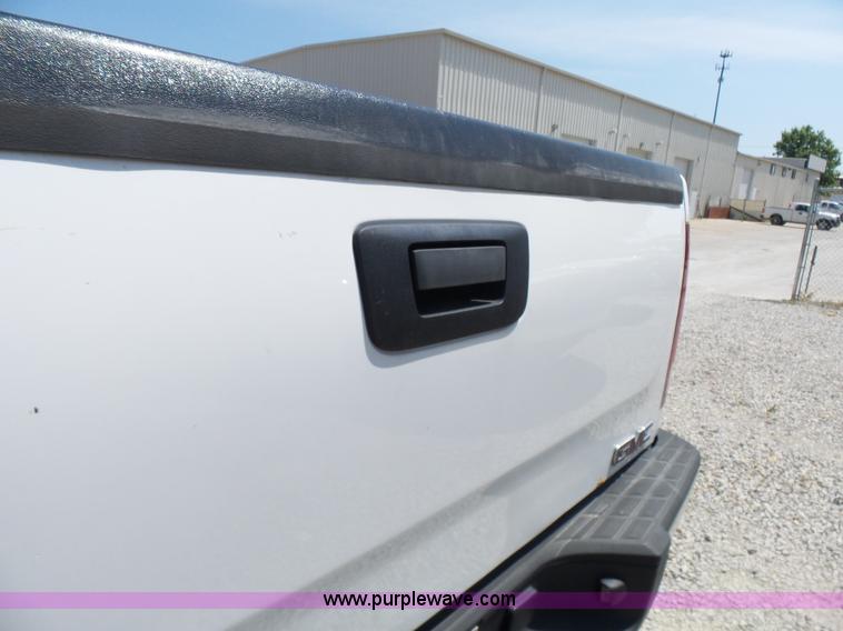 image for item L7059 2008 GMC Sierra 1500 pickup truck