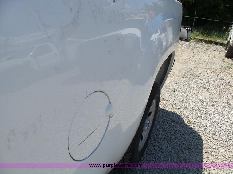 image for item L7059 2008 GMC Sierra 1500 pickup truck