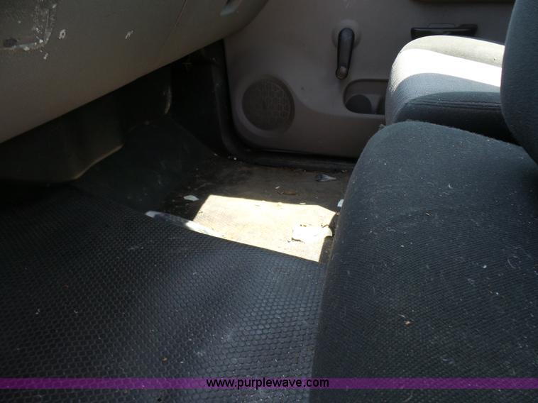 image for item L7059 2008 GMC Sierra 1500 pickup truck