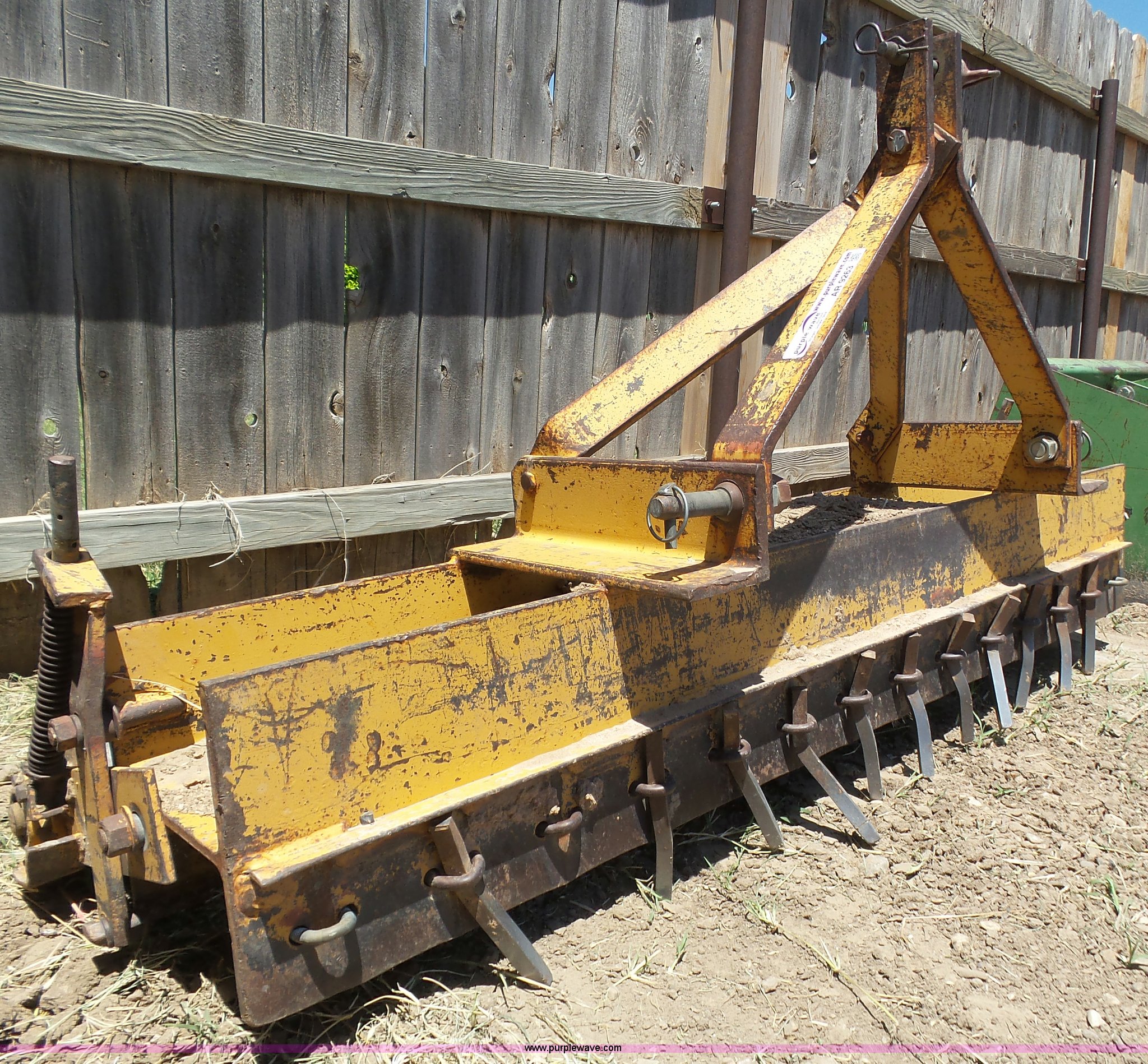 Gill pulverizer in Liberal, KS Item AR9263 sold Purple Wave