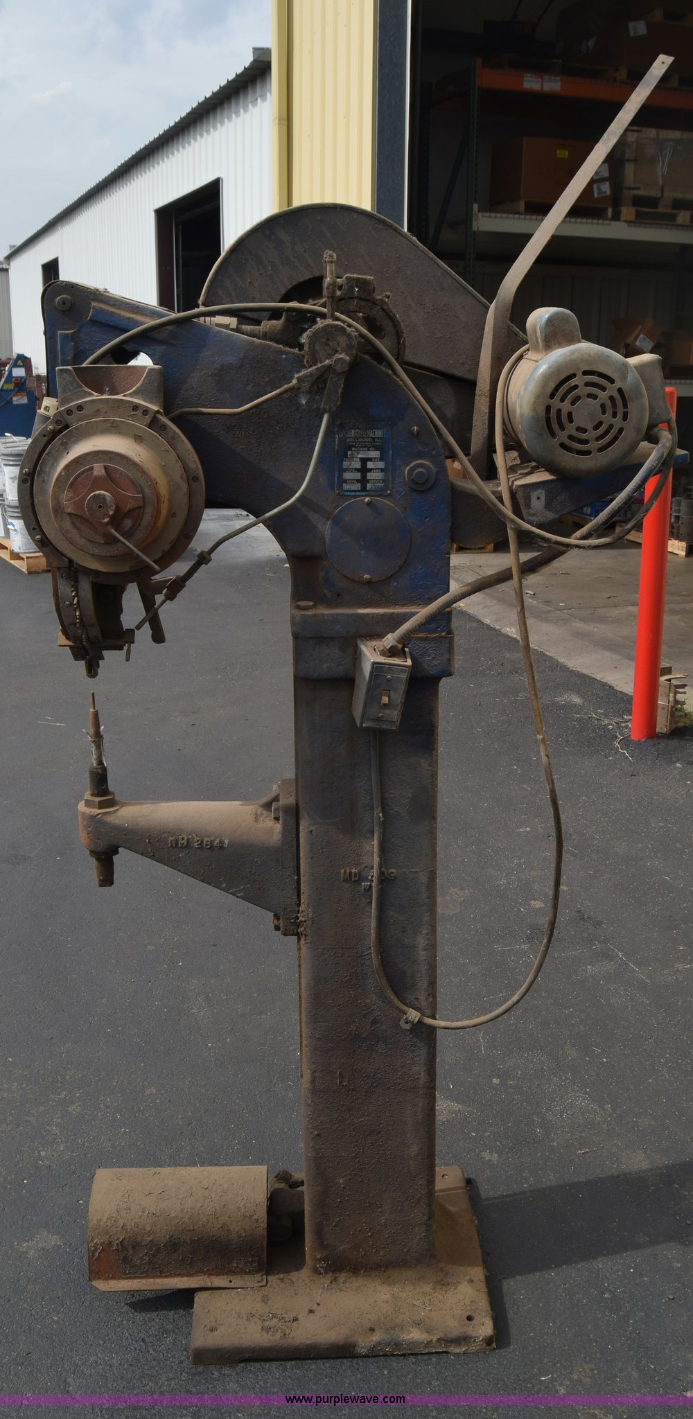 Chicago rivet machine in Wichita, KS | Item AR9536 sold | Purple Wave