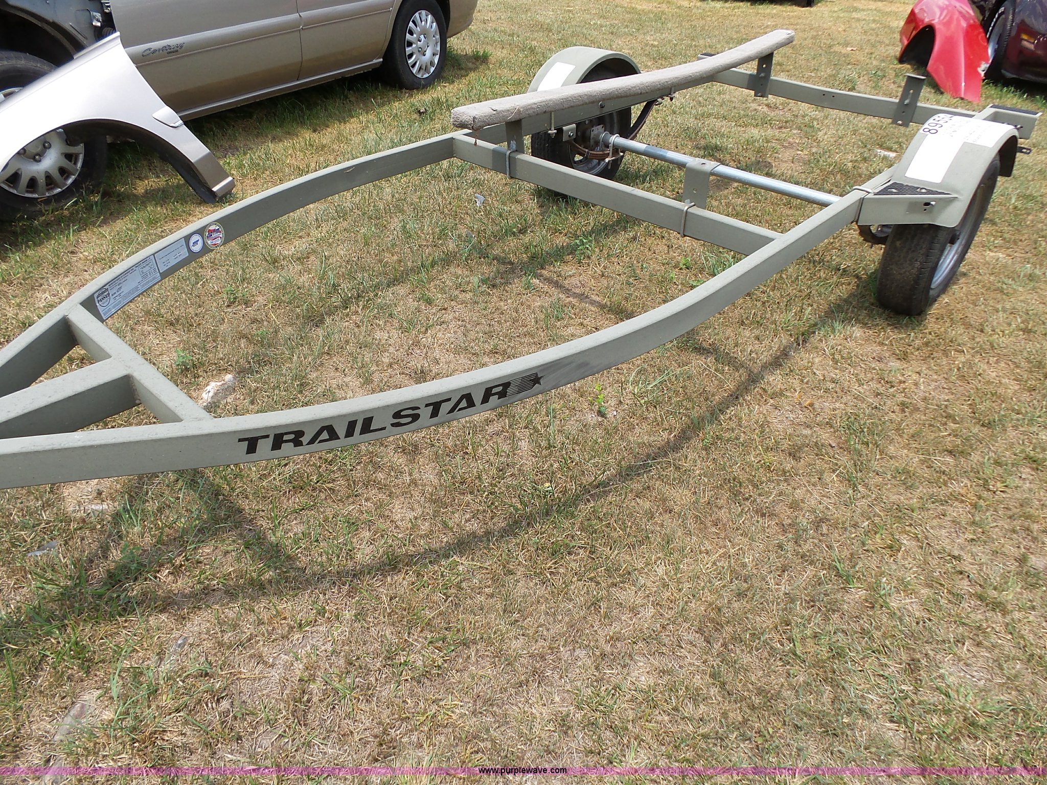 2010 Trailstar boat trailer in Richland, MO Item K1213 sold Purple Wave