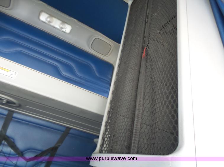 image for item BR9345 2005 Freightliner Columbia semi truck