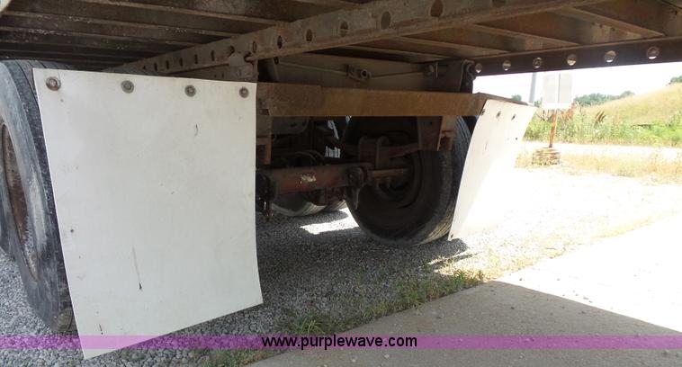 image for item BS9846 1993 Monon MA3-32-ST-53W dry van trailer