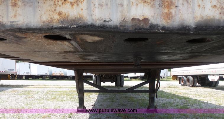 image for item BS9848 1995 Strick dry van trailer