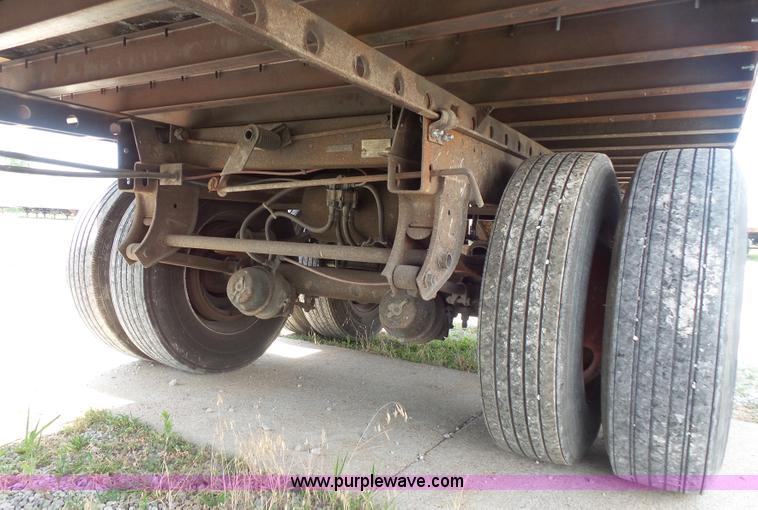 image for item BS9848 1995 Strick dry van trailer