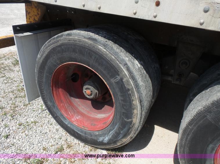 image for item BS9848 1995 Strick dry van trailer